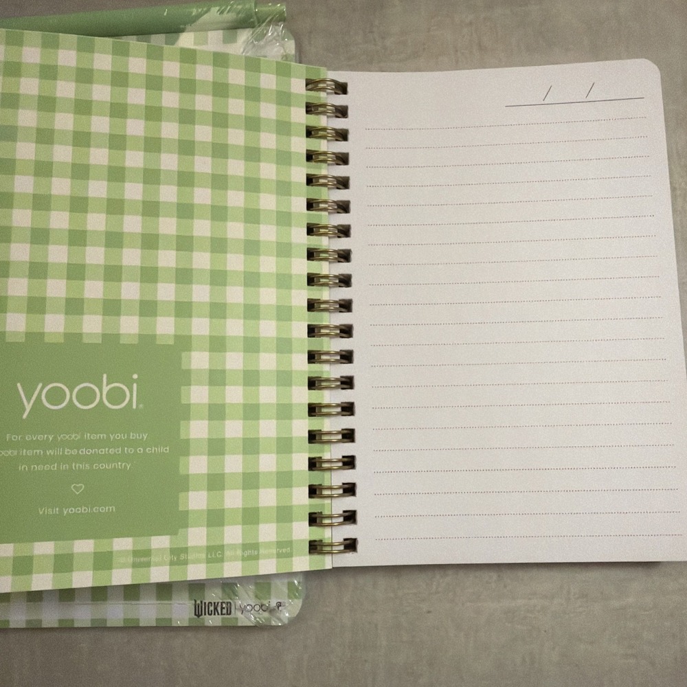 Wicked Limited Édition Yoobi Notepad Pen and Notepad w/ pen: Green Elphaba - Picture 9 of 11